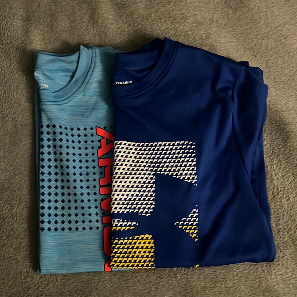 2 Under Armour YXL